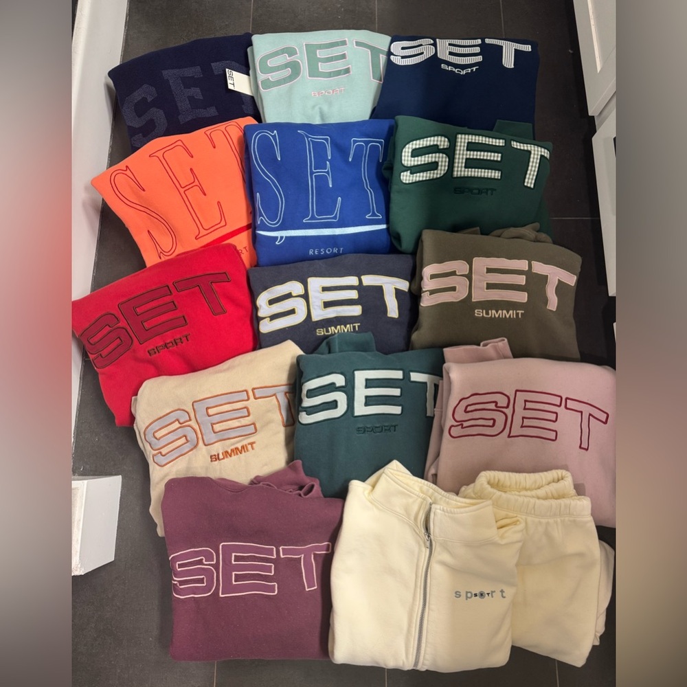 SET Active Crewnecks